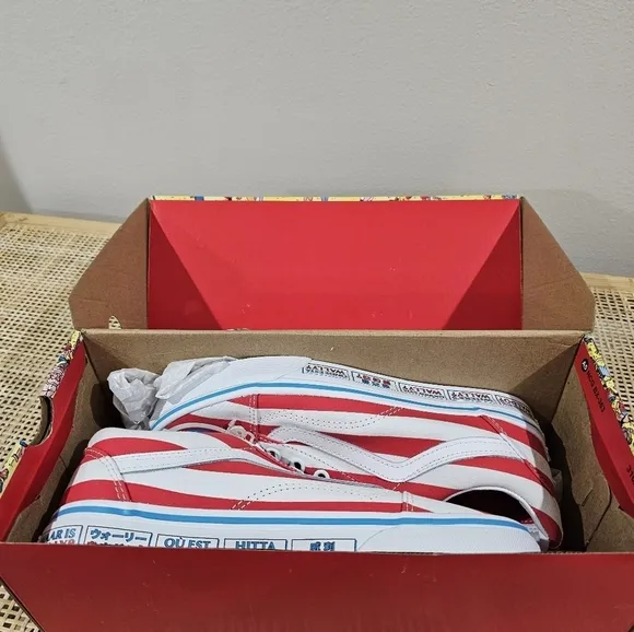 Vans Old Skool, (Where's Waldo?) International Stripes, Unisex M5.5, W7, NWT