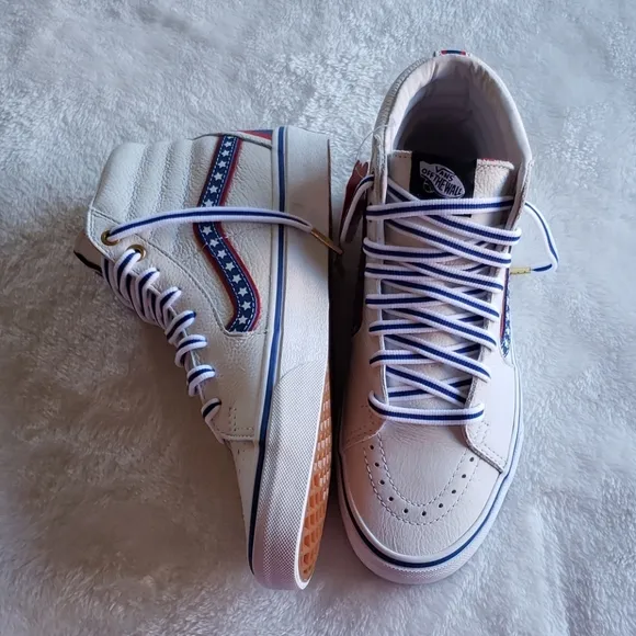 Vans patriotic colors high tops men shoes nwt