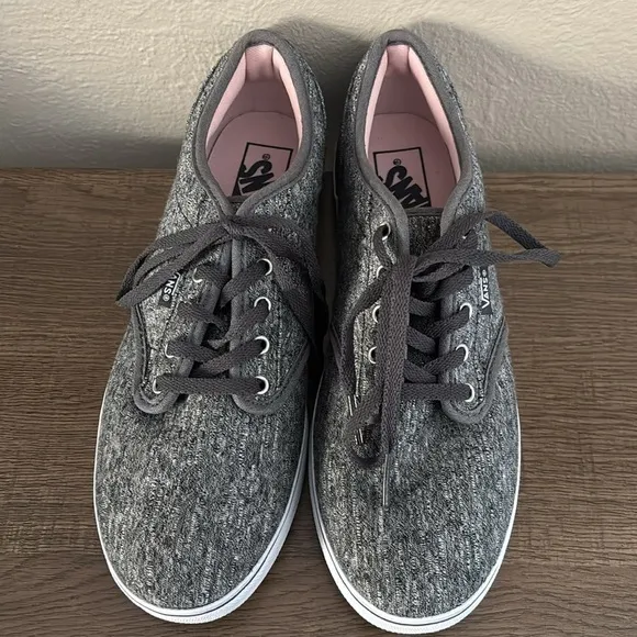 Vans Shoes Womens Off The Wall Atwood Skate Low Sneakers Grey Lace Up Size 7.5