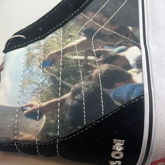 Vans SK8-Hi “the museum or art” NWT- men 11.5