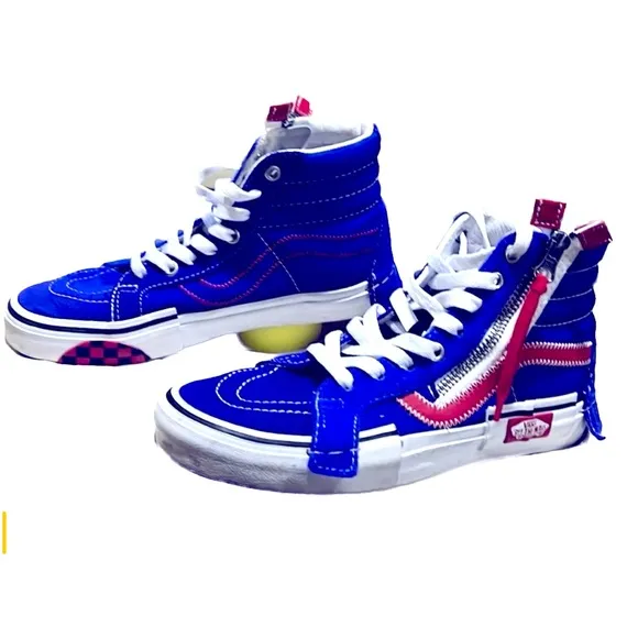 Vans sk8 hi- tops leather, with side zippers men size 5 woman’s size 6.5
