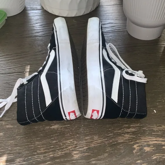 VANS SKATE SK8-HI SHOES ~ Men’s 6.5 ~ Black &amp; White
