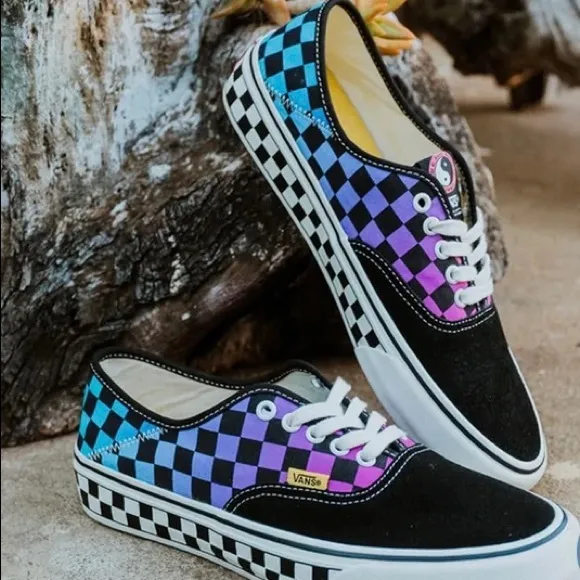 Vans T &amp; C Surf shoes black multi color checkered low tops mens sneakers…