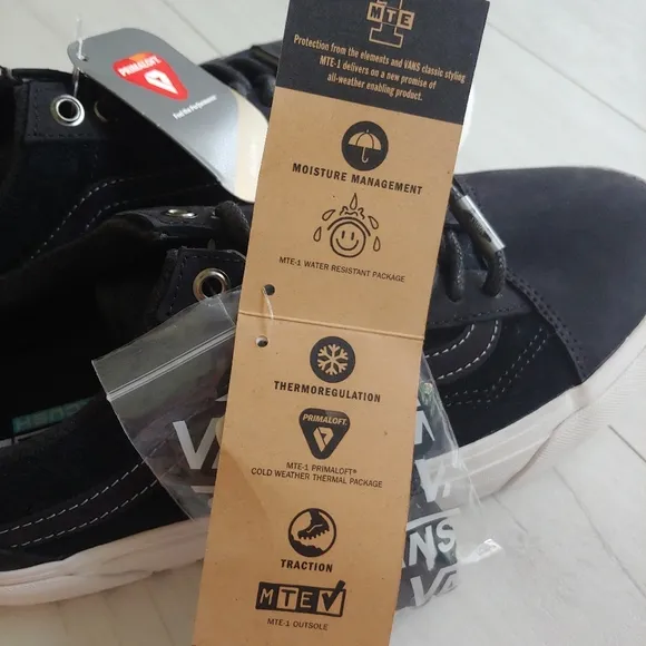 VANS VAULT NEW MTE-1 LX Old Skool Shoes Black