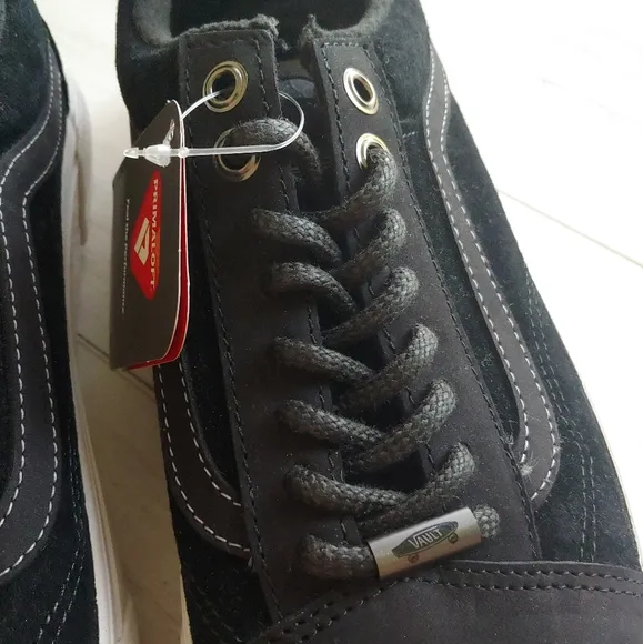 VANS VAULT NEW MTE-1 LX Old Skool Shoes Black