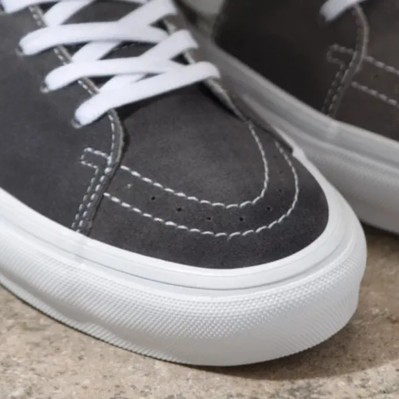 Vans X Daniel Johnston Skate Sk8-Hi *NWT*