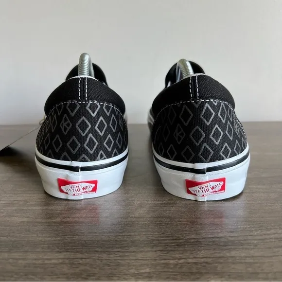 Vans X Krooked by Natas for Ray Barbee Slip On Skate Shoe Men’s Size 11.5
