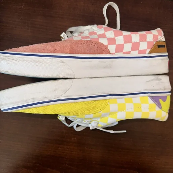 Vans x Spongebob Squarepants Era Best Friends Size 7.5 Men's /9 Women's