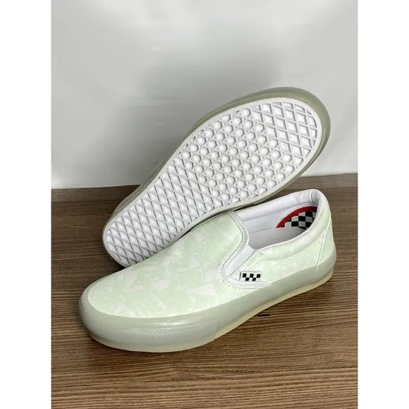 Vans Zumiez x Skate Shoes Men's Size10 Glow in the Dark Loafer Slip On POP CUSH