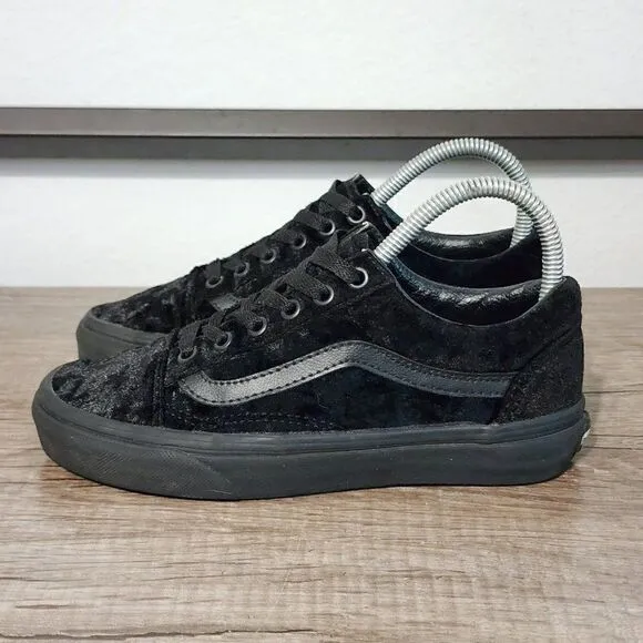 Vans Old Skool Velvet Women's Skate Shoes Size 5.5 Black