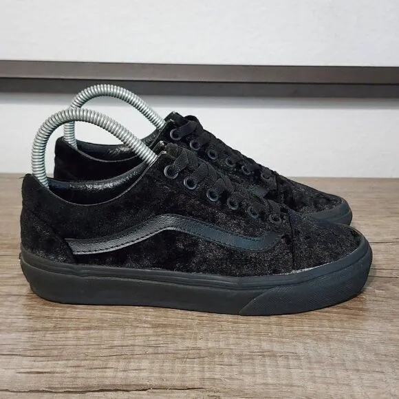 Vans Old Skool Velvet Women's Skate Shoes Size 5.5 Black