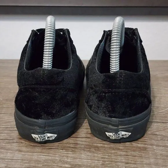 Vans Old Skool Velvet Women's Skate Shoes Size 5.5 Black