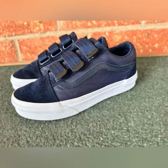 Vans Unisex Old Skool V 3 Strap Sneaker Shoes  Size 5 M