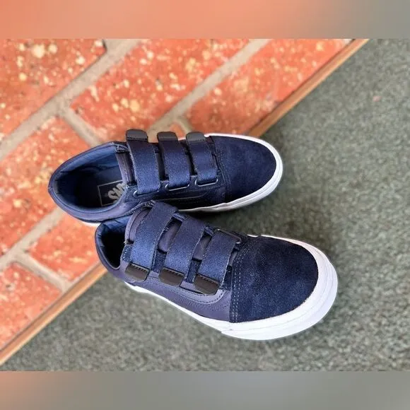Vans Unisex Old Skool V 3 Strap Sneaker Shoes  Size 5 M