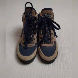 Vasque Boots 7534 Womens 7 Brown Suede Gore-Tex Upper Skywalk Lace Up Vintage