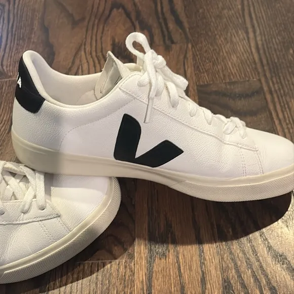 Veja Men's White and Black Campo Sneakers Size 10