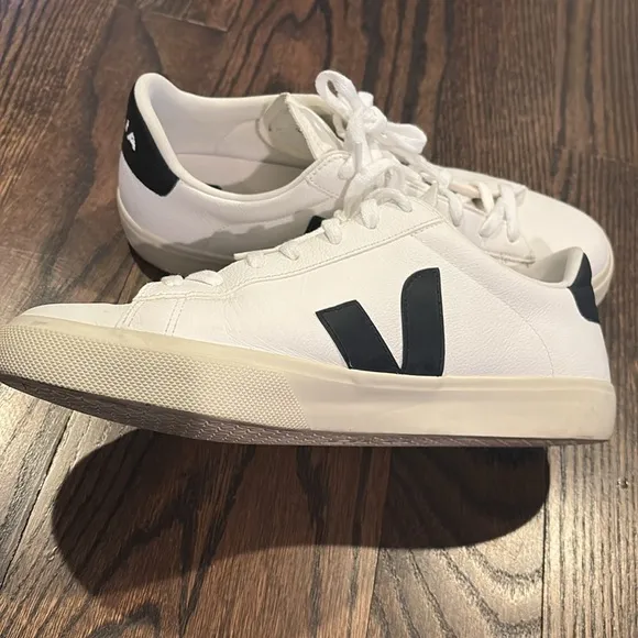 Veja Men's White and Black Campo Sneakers Size 10