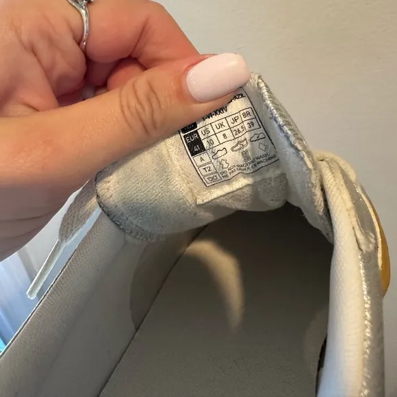 VEJA VOLLEY LEATHER VEJA X NK STORE SILVER WHITE
