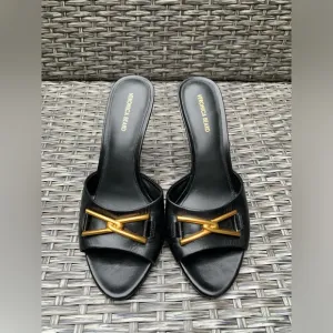 Veronica Beard Leather Slide Mule Sandals in Black, Size 9