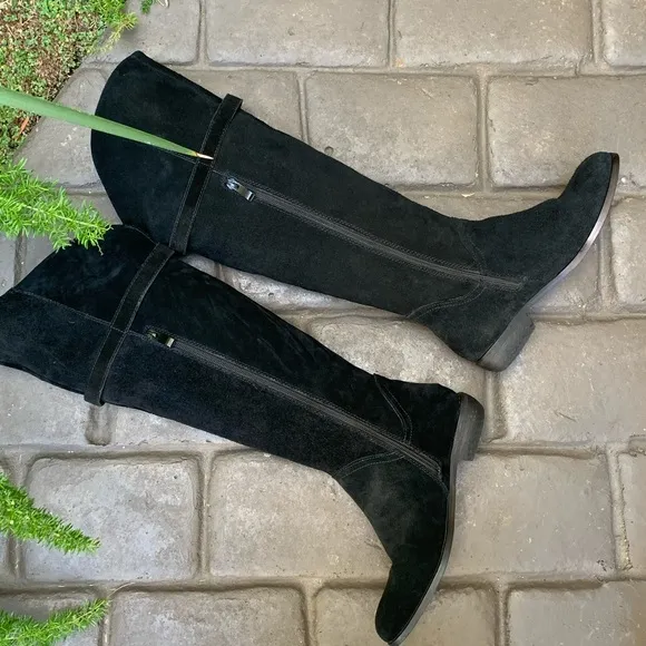 VERY VOLATILE black suede over the knee boots