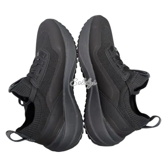 Vessi Stormburst Black Low Top Black Waterproof Dyma-Tex Knit Sneaker Womens 6
