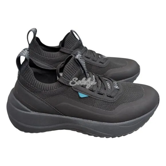 Vessi Stormburst Black Low Top Black Waterproof Dyma-Tex Knit Sneaker Womens 6