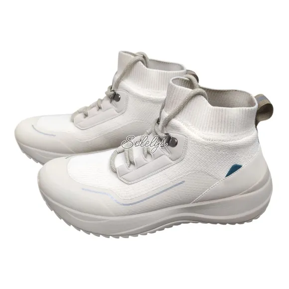 Vessi Stormburst High Womens 8 Dune Beige Waterproof DymaTex Knit Sneaker Boot