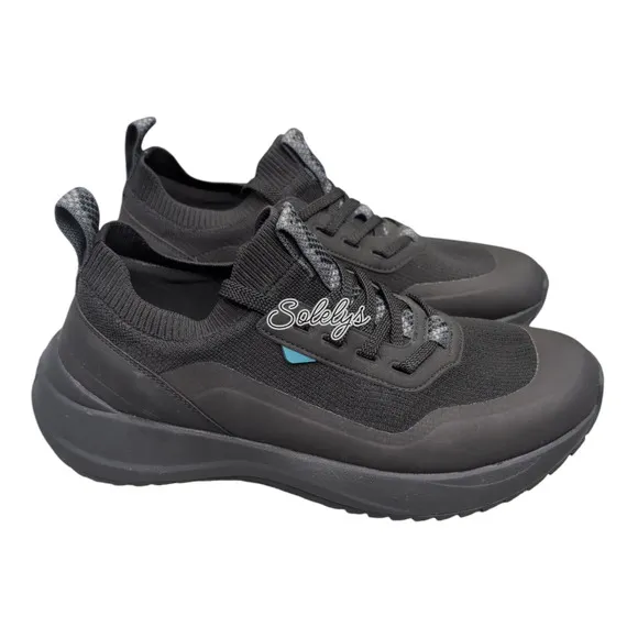 Vessi Stormburst Mens 10 Black Low Top Waterproof Dyma-Tex Knit Sneaker Boot