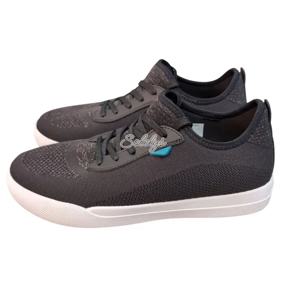 Vessi Weekend Womens 9 Asphalt Black White Dyma-Tex Knit Waterproof Sneaker