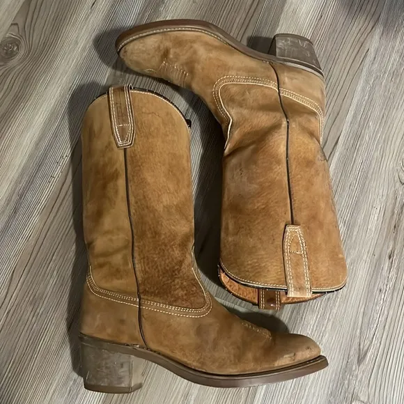 Vibram Vintage Suede cowboy boots Women’s 7 Tan Weathered Western 1978 Nashville