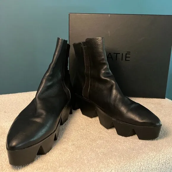 Vic Matie Leather Platform Boots w/Zipper