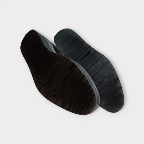 🥰VINCE BLACK LEATHER SUEDE WOMEN'S SIZE 9 SHOES.