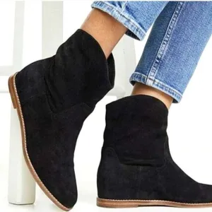 Vince Sinclair Black Suede Cowboy-Style Booties. Size 5 M