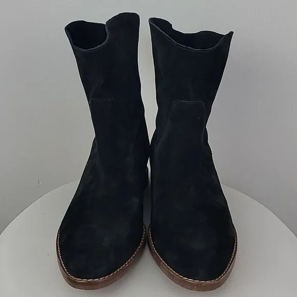 Vince Sinclair Black Suede Cowboy-Style Booties. Size 5 M