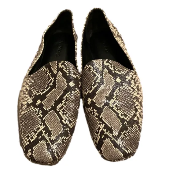 Vince sneake print shoes . Size 7.5