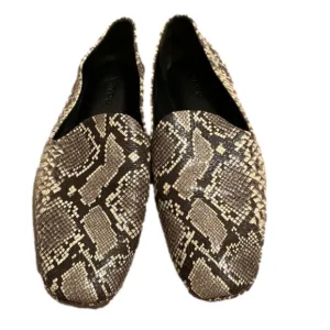 Vince sneake print shoes . Size 7.5