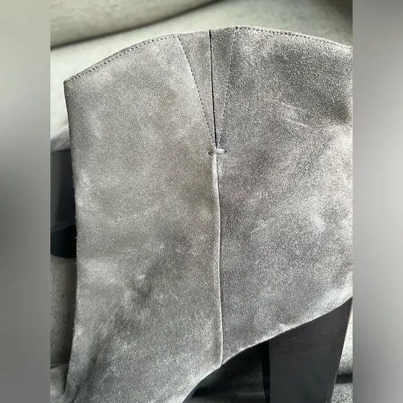 Vince. Women's Gray Erving Suede Ankle Boots