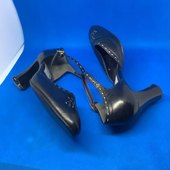 Vintage black leather Chaussures Givenchy Paris shoes 36 1/2