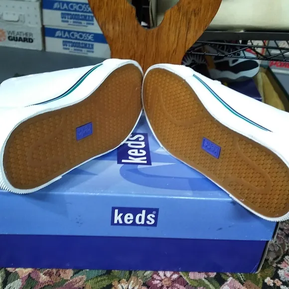 Vintage Kids  White Leather Keds