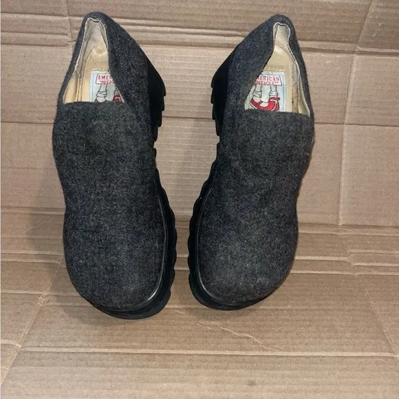 Vtg 90's AMERICAN EAGLE  Platform Mary Jane Shoes 7  Wool Indie Punk y2k