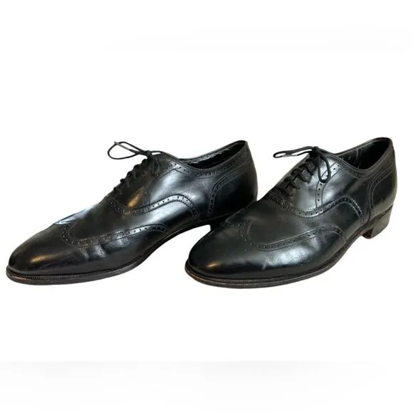 Whippet II Collection Wingtip Shoes Size 10.5