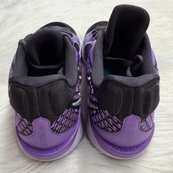 WMNS Sz 15/Mens Sz 13.5 Nike Sabrina 2 Purple Basketball Shoes FQ2174-500 VNDS