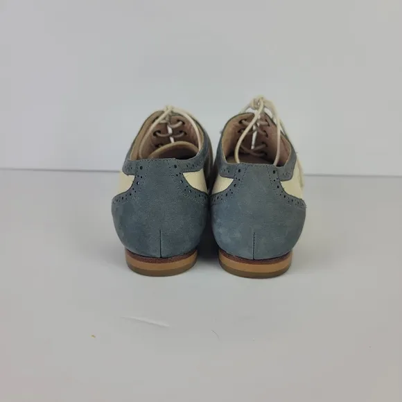 Wolverine 1000 mile Oxford sadle shoes. Blue and cream