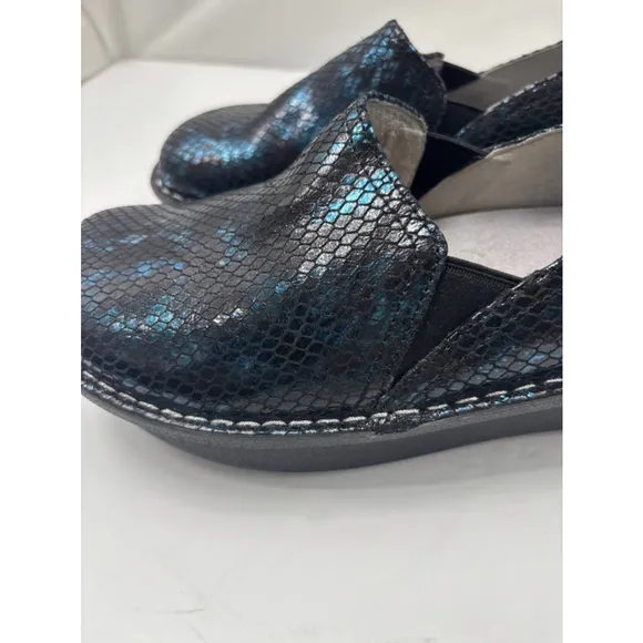 Women's Alegria Debra Oceanic Loafer Size 41 EU Black Blue Snake Print