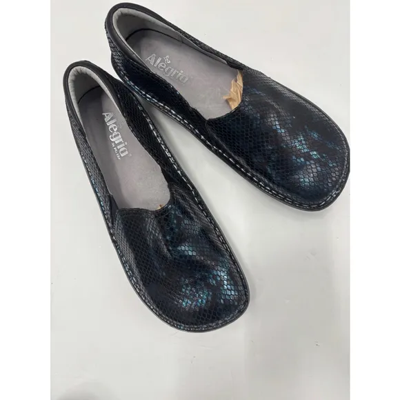 Women's Alegria Debra Oceanic Loafer Size 41 EU Black Blue Snake Print
