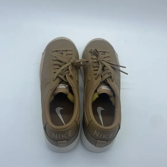 Women’s Blazer Low Platform Brown/White DJ0292-200 NWOB