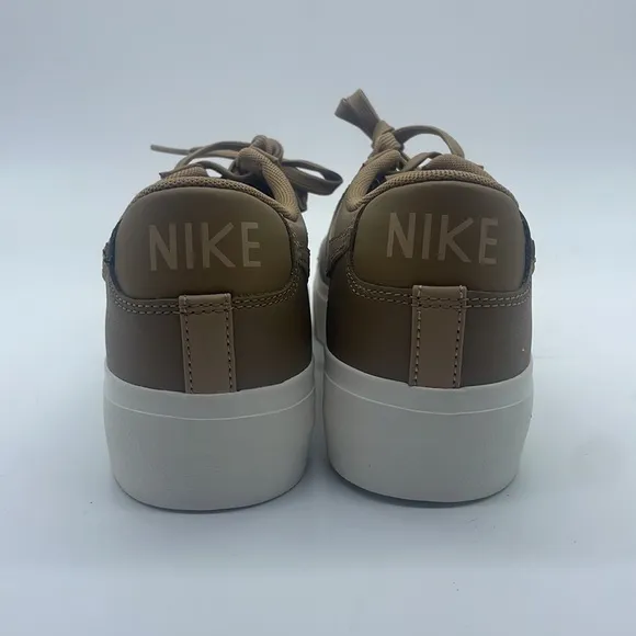 Women’s Blazer Low Platform Brown/White DJ0292-200 NWOB