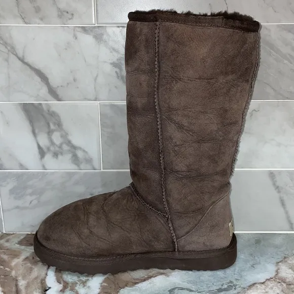 Womens Classic Tall UGG Suede Boots 5815 Dark Chocolate Brown Sheerling Size 7