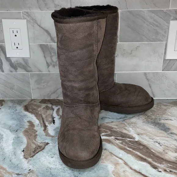 Womens Classic Tall UGG Suede Boots 5815 Dark Chocolate Brown Sheerling Size 7