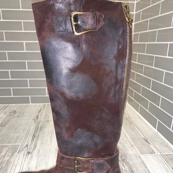 Women’s Donald J Pliner Vintage suede boots